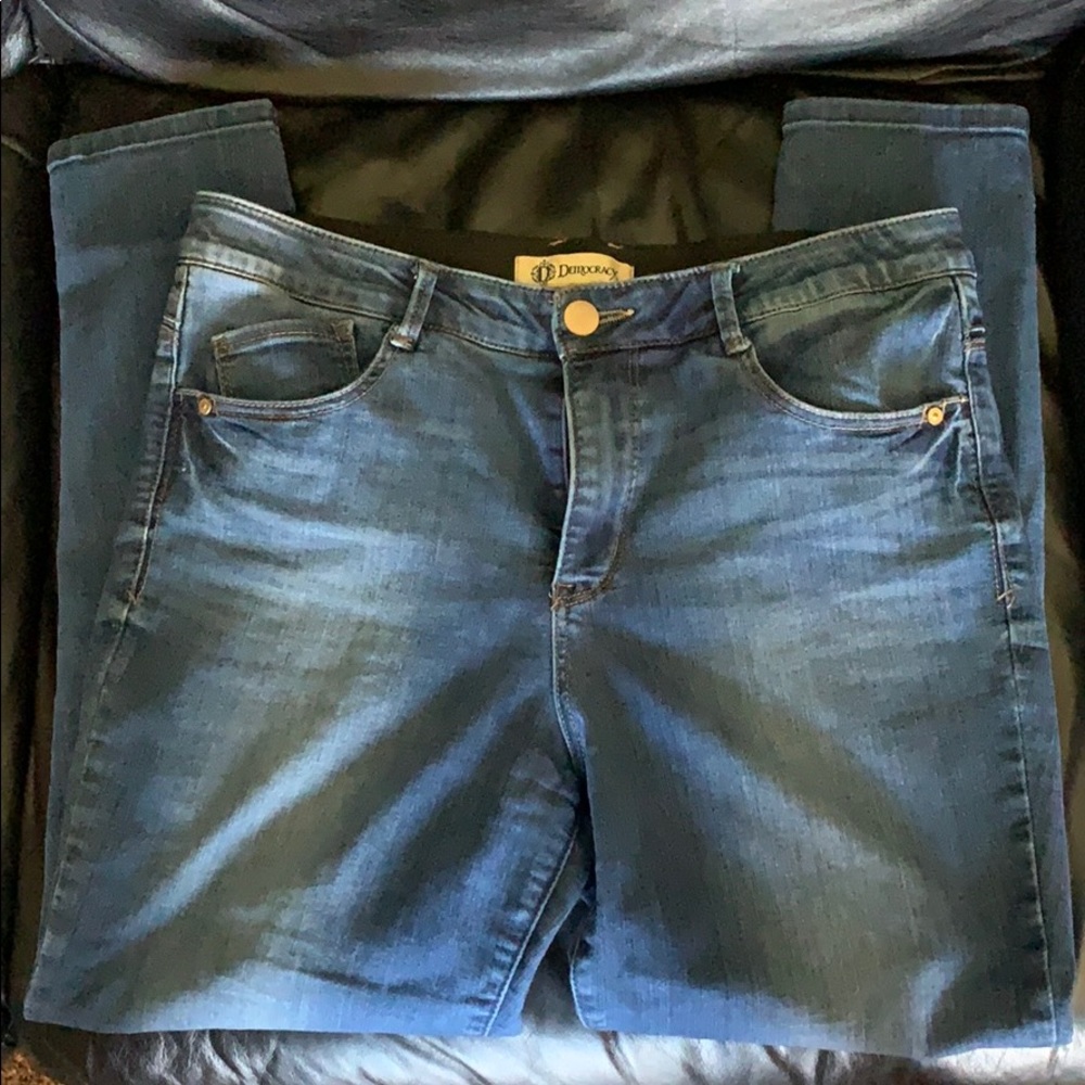 Democracy so 12 jeans